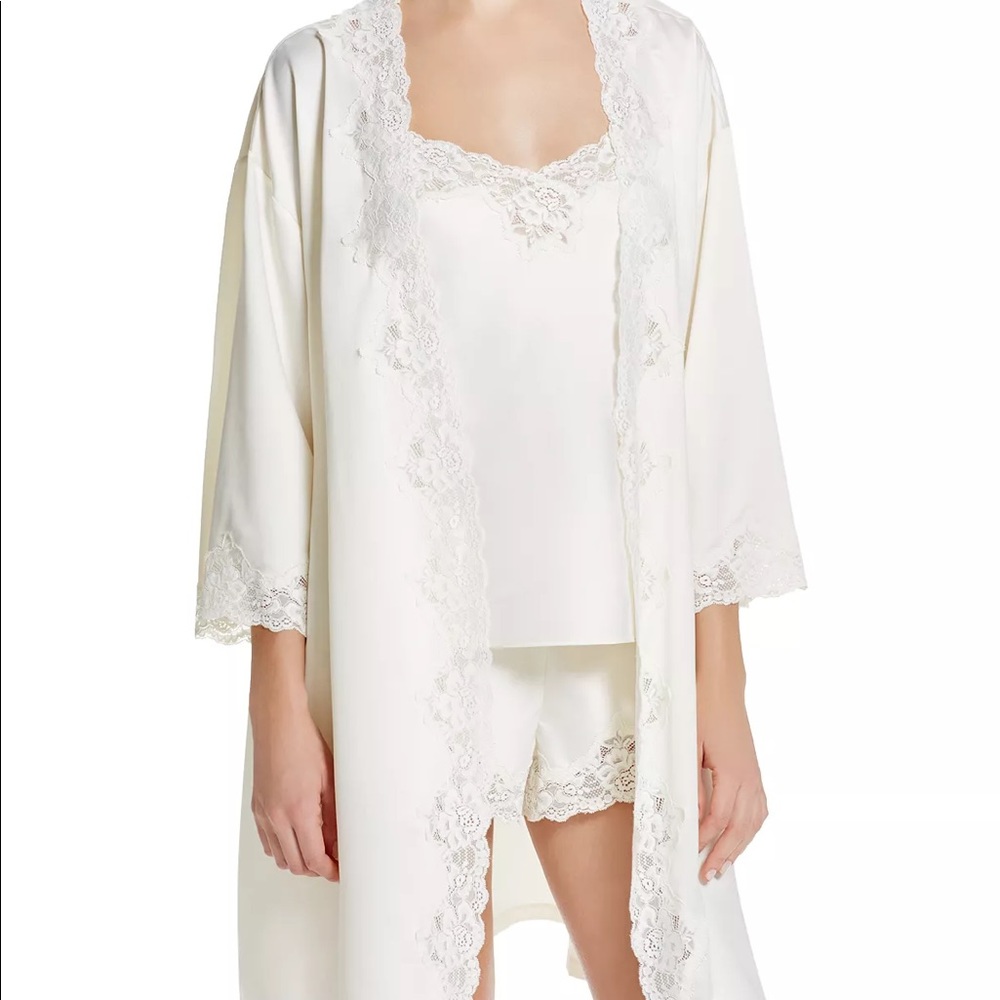 NWT! Ralph Lauren signature satin ivory PJs Sz. M